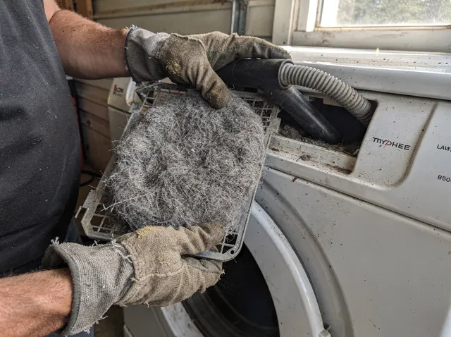 Cleaning Dryer Lint Trap in Fullerton, CA